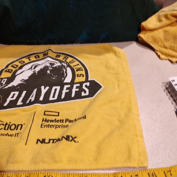 Stanley Cup playoff official Boston Bruins 2019 Playoff Rally Yellow rally towel - Picture 9 of 11